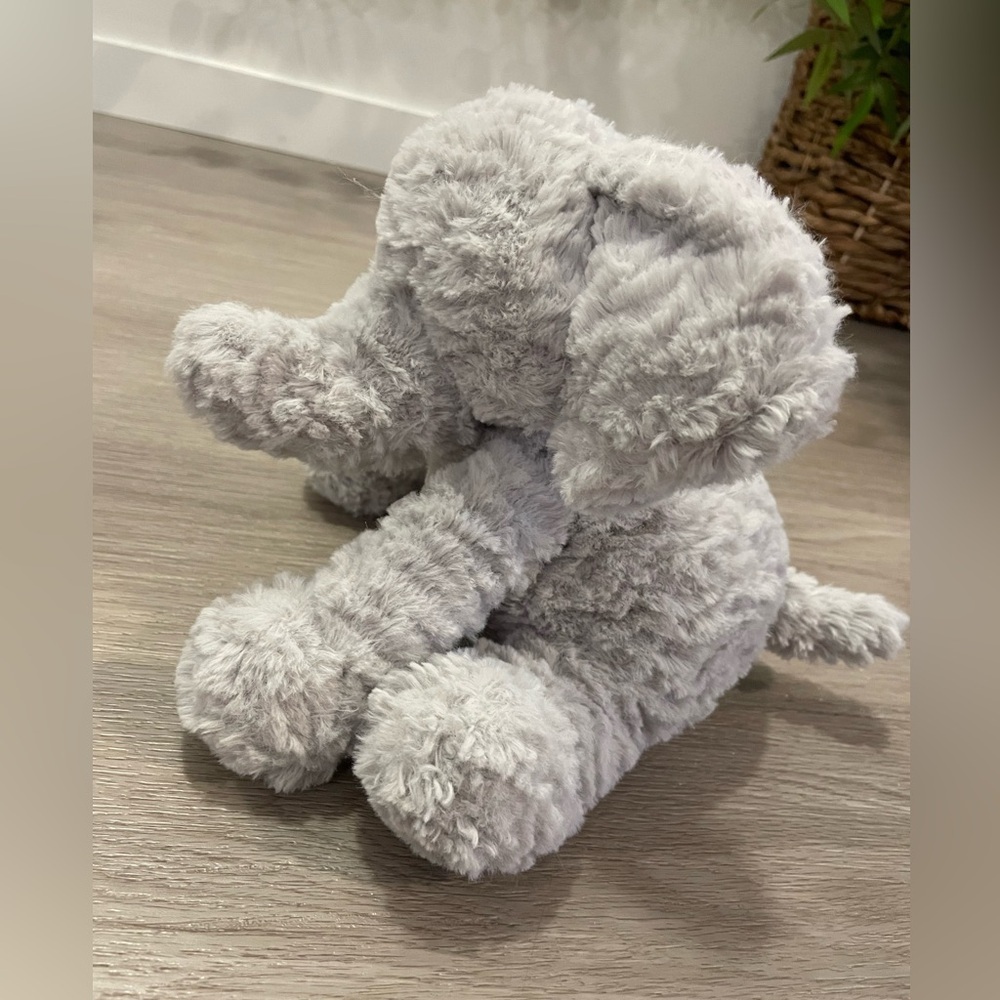 JELLYCAT Soft Grey Fuddlewuddle Elephant Stuffed Plush Toy. - Picture 3 of 7